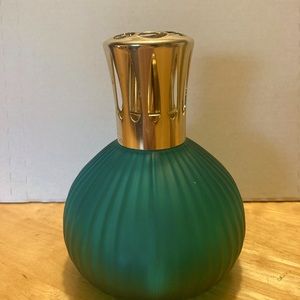 Lampe Berger fragrance oil lamp in green wavy glass with gold tone top